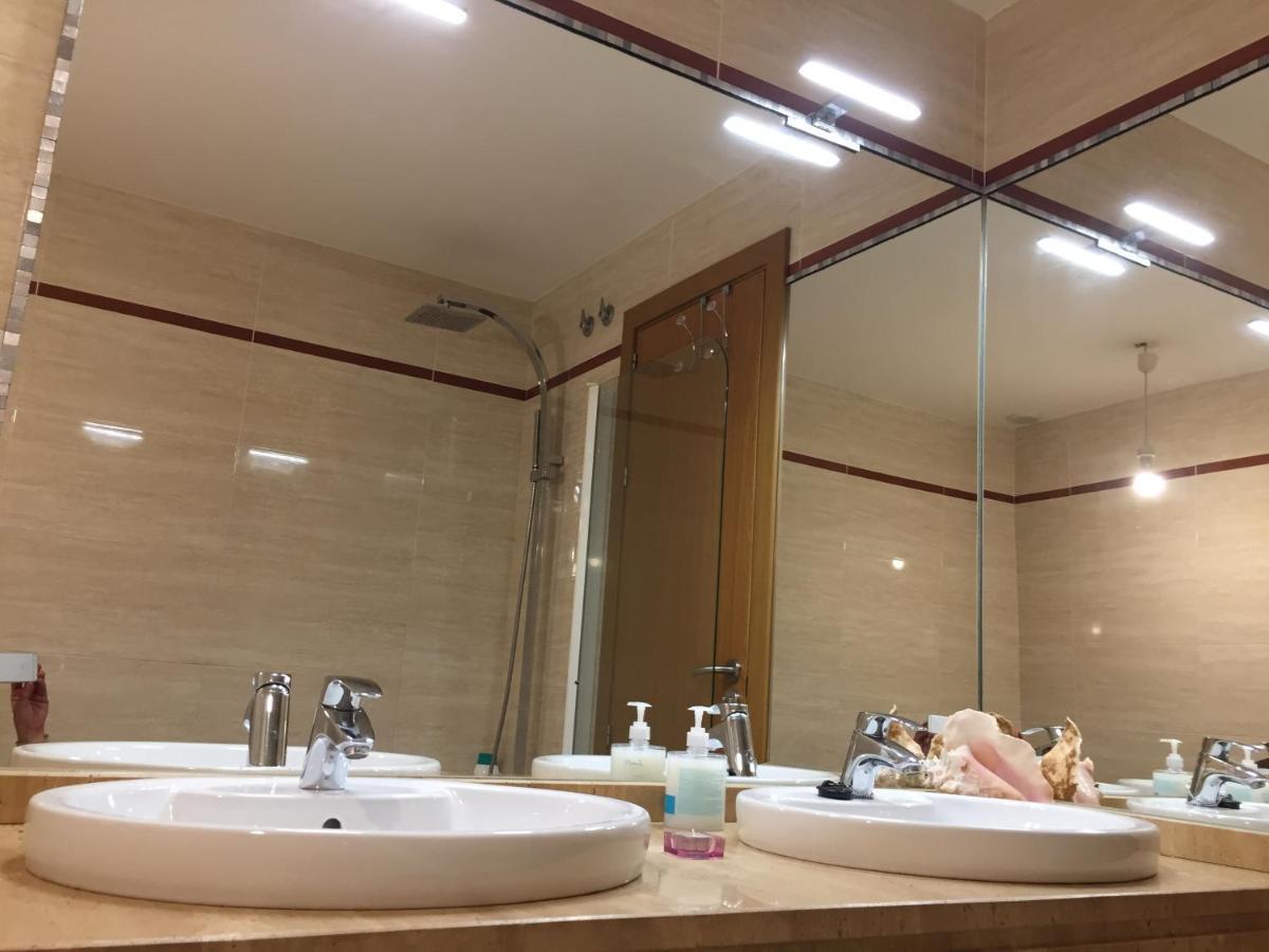 Sevilla Aljarafe Room Бормухос Екстериор снимка
